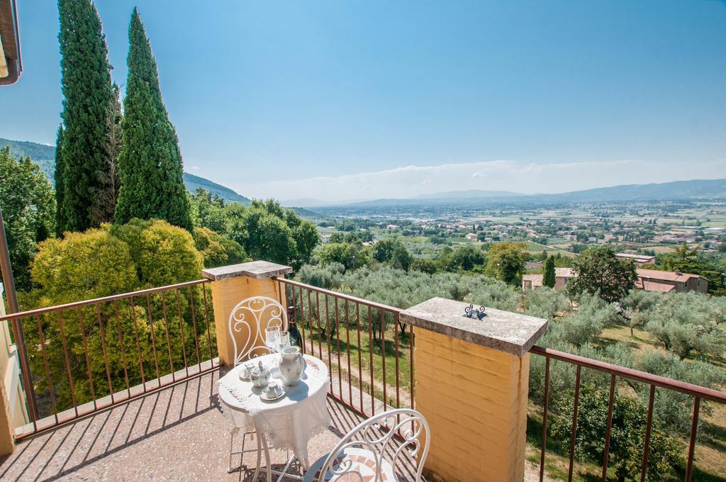 Agriturismo Villa Val D'Olivi Capodacqua  Exteriör bild